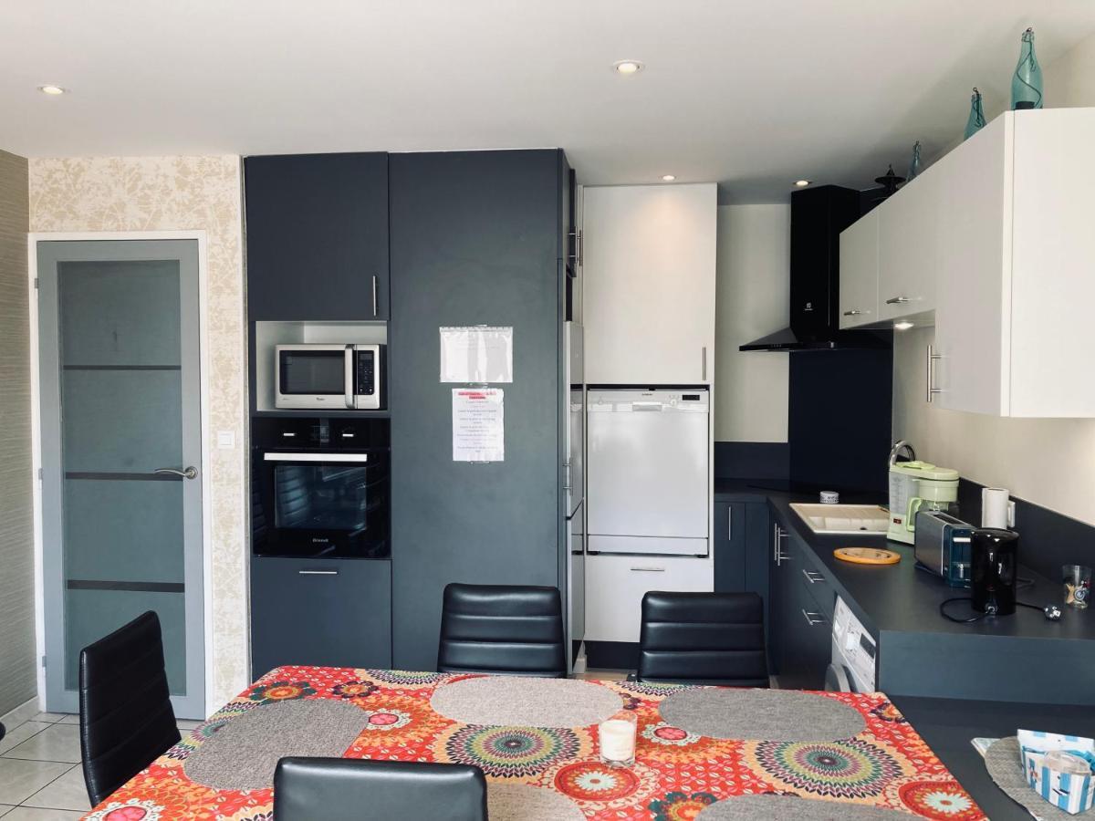 Standing, Luminosite A 100M De La Mer, T3 Prestige Сен-Ілер-де-Р'єз Екстер'єр фото